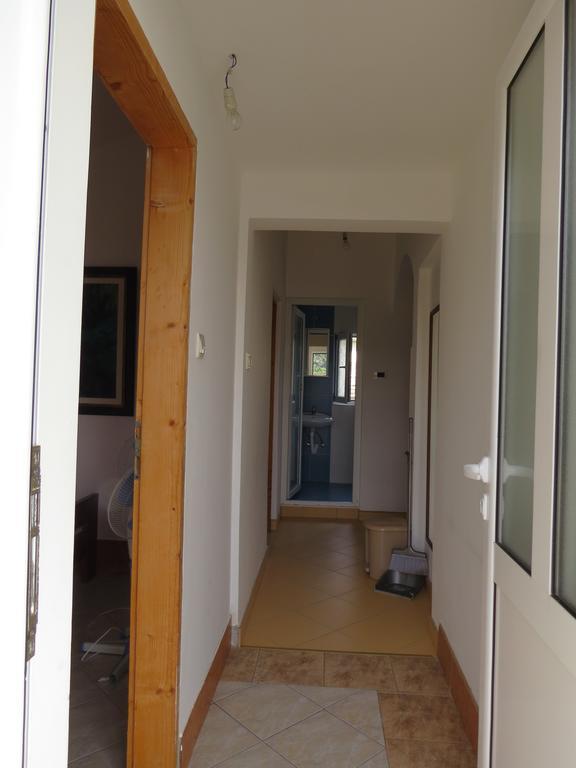 Apartments Volaric Sutomore Exterior photo
